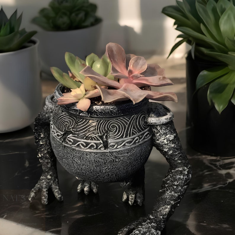 Artisan Resin Flower Pot 6