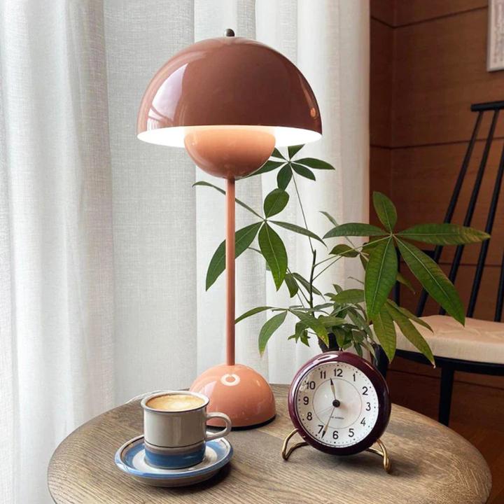 Charming Acrylic Cordless Table Lamp 4