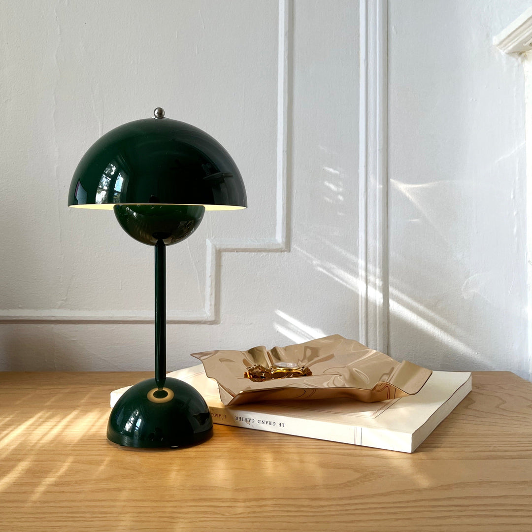 Charming Acrylic Cordless Table Lamp 5
