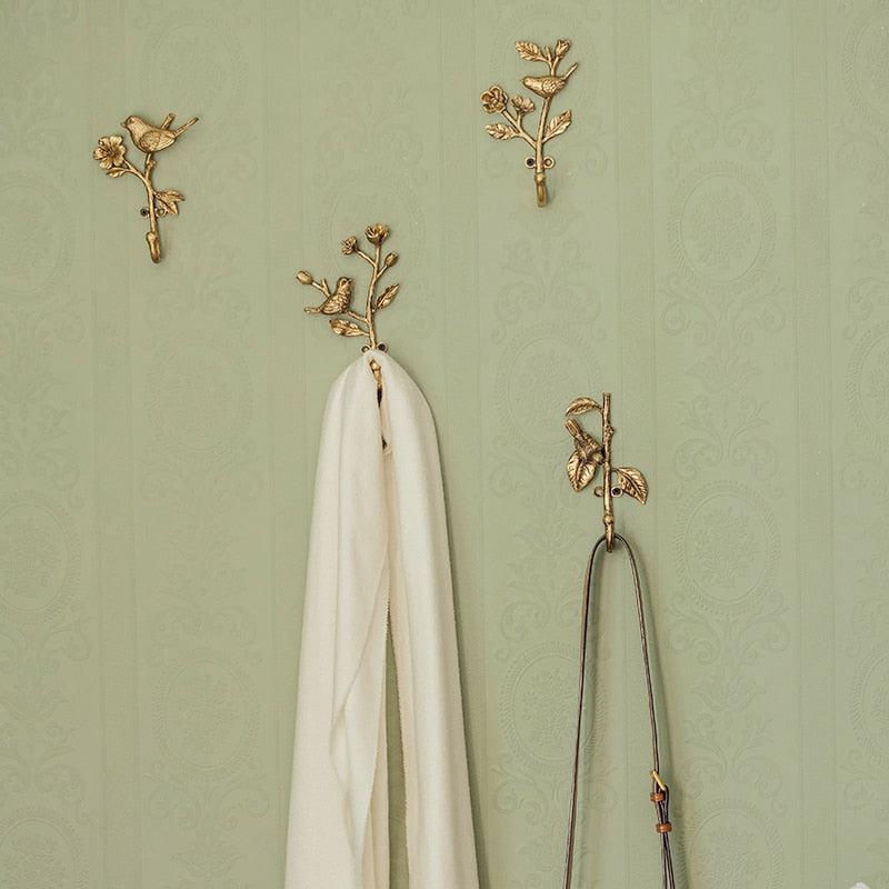 Charming Metal Bird Hook 1