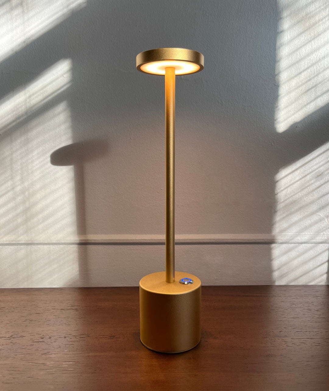 Chic Portable LED Table Lamp 0