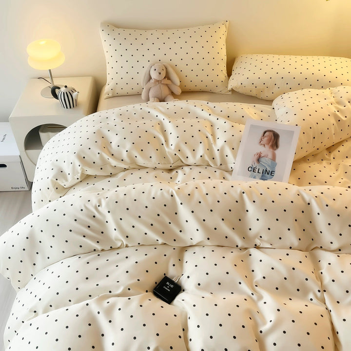 Chic Satin Polka Dot Duvet Cover 1