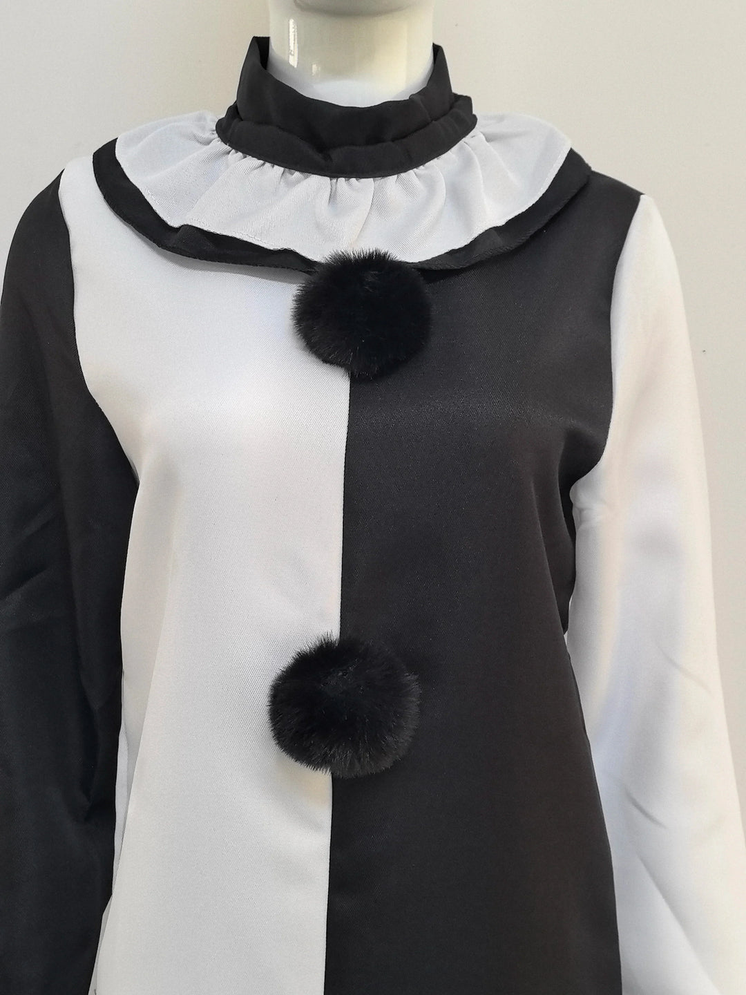 Eerie Polyester Cosplay Ensemble 6