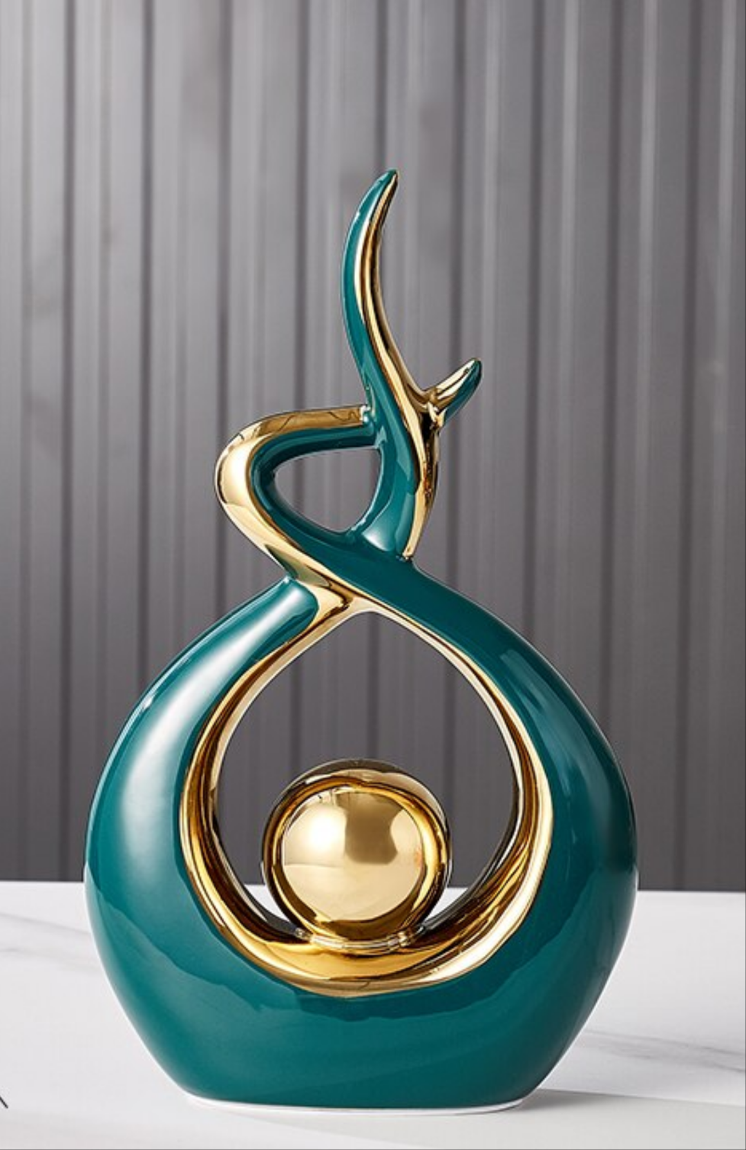 Elegant Ceramic Sculpture 1