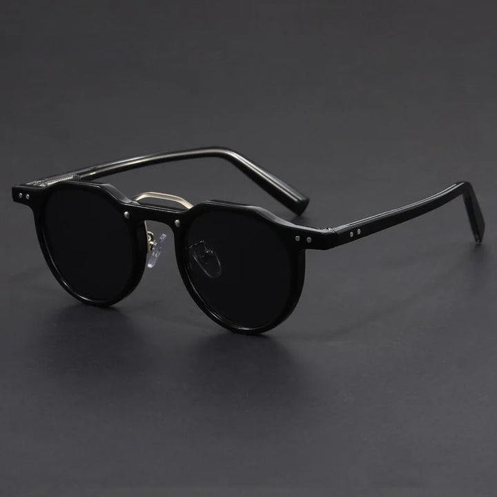 Elegant Circular Sunglasses 3