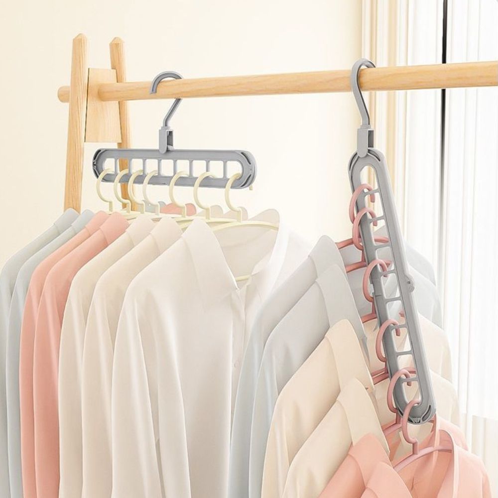 Elegant Space-Saving Hanger 0