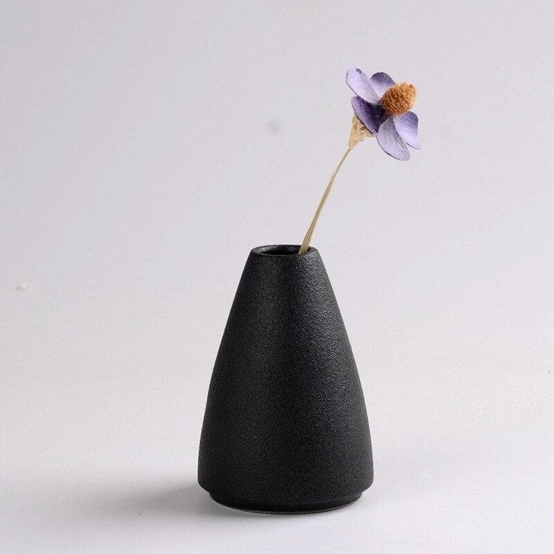 Elegant Textured Ceramic Vase 2