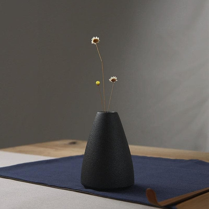 Elegant Textured Ceramic Vase 4