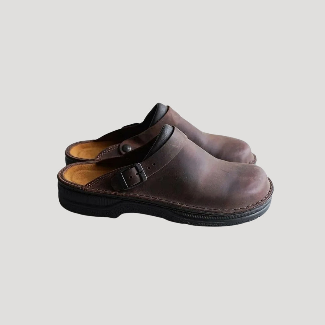 Relaxed Leather Clogs for Women 0