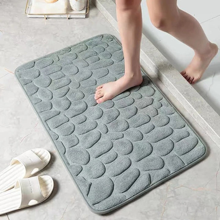 Soft Absorbent Bathroom Mat 1