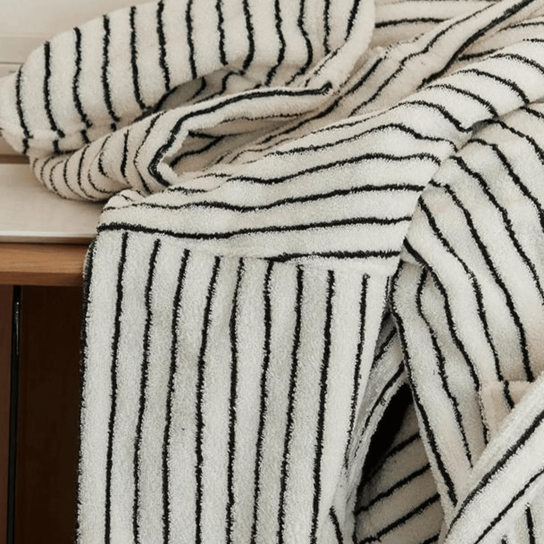 Timeless Jacquard Cotton Bathrobe 5
