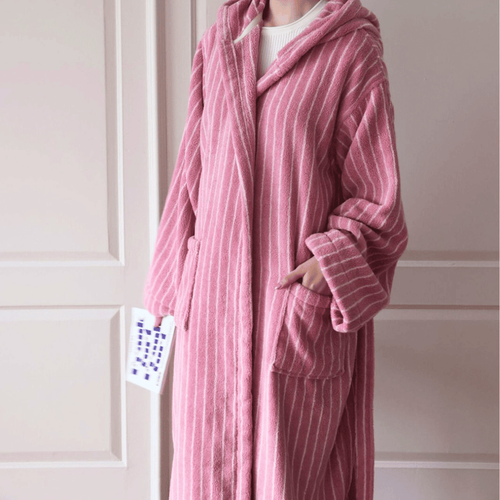 Timeless Jacquard Cotton Bathrobe 8