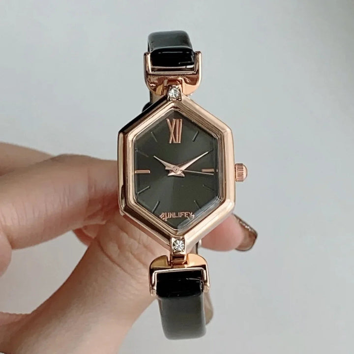 Timeless Leather Alloy Wristwatch 3