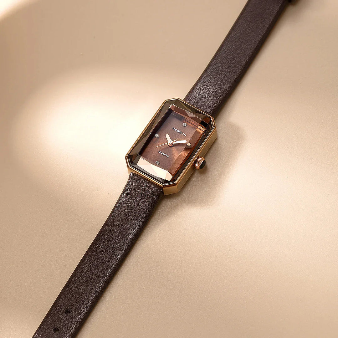 Timeless Metal Alloy Wristwatch 2